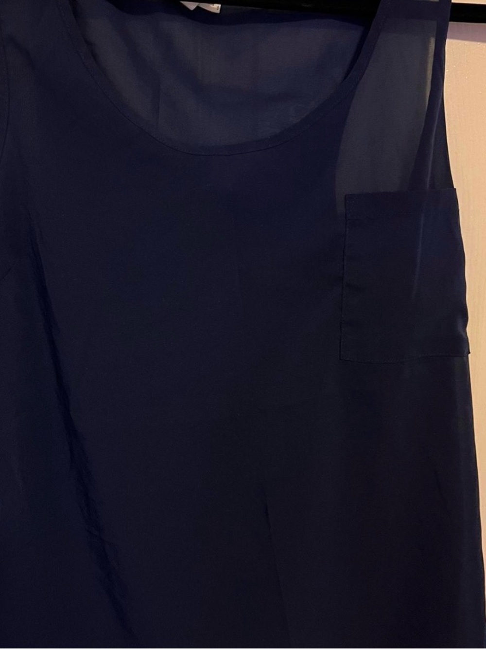 Navy Sleeveless Pocket Tank Top size M